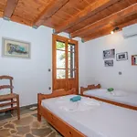Holiday home Dora *